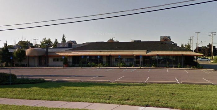 Howard Johnsons Restaurant - Madison Heights - 1111 W 14 Mile Rd 2